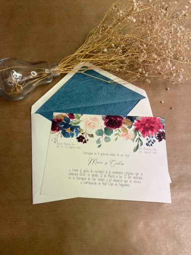 Invitación Formato Tarjetón sobre forrado texturizado Invitación Formato Tarjetón sobre forrado texturizado